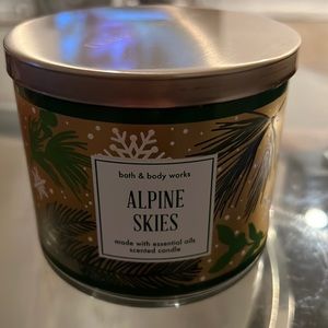 Bath & Body Works Alpine Skies Candle
